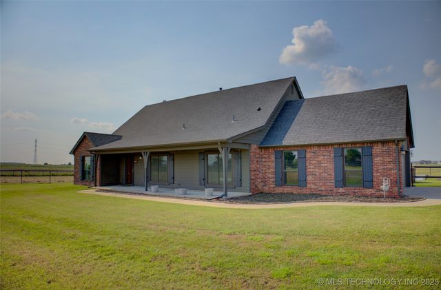 5815 E 136th Street North, Collinsville, OK 74021
