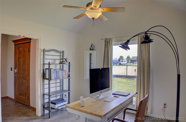 5815 E 136th Street North, Collinsville, OK 74021