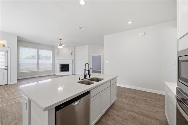12031 Champions Forest Drive, Mont Belvieu, TX 77535