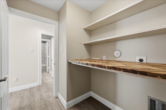 12031 Champions Forest Drive, Mont Belvieu, TX 77535