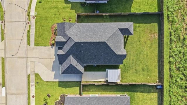 12031 Champions Forest Drive, Mont Belvieu, TX 77535