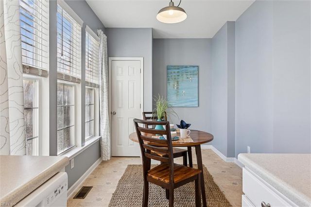 626 Jessica CIR, Newport News, VA 23606