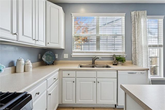 626 Jessica CIR, Newport News, VA 23606