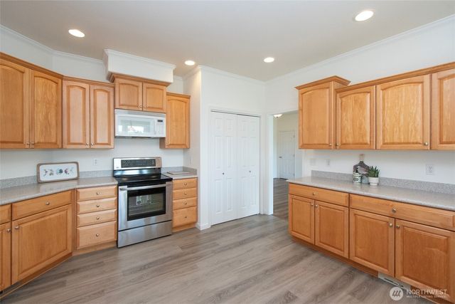 42 Kates Court, Port Angeles, WA 98362