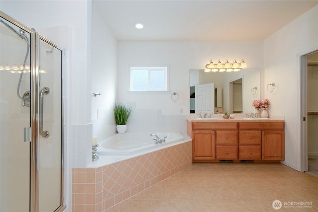 42 Kates Court, Port Angeles, WA 98362