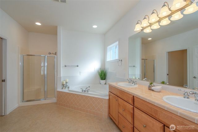 42 Kates Court, Port Angeles, WA 98362