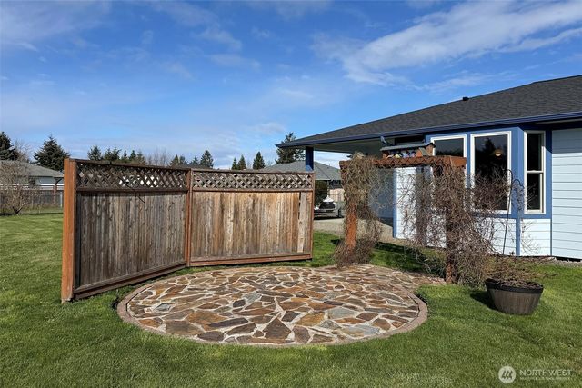 42 Kates Court, Port Angeles, WA 98362