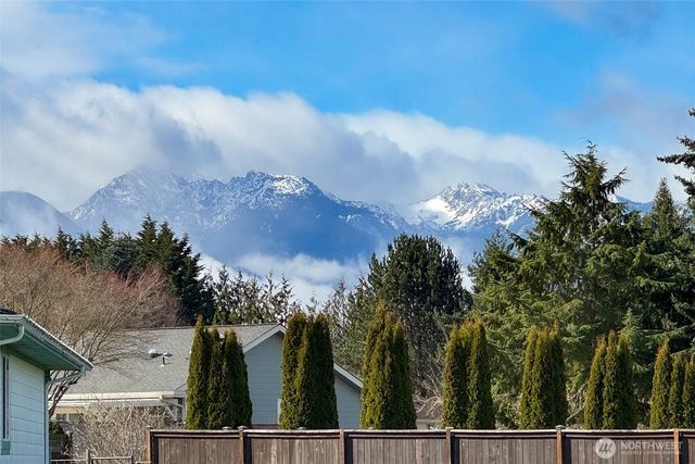 42 Kates Court, Port Angeles, WA 98362