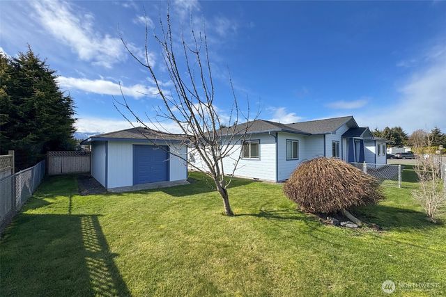 42 Kates Court, Port Angeles, WA 98362