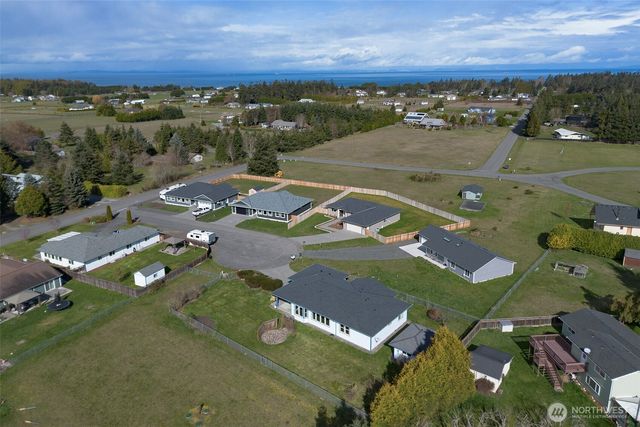 42 Kates Court, Port Angeles, WA 98362