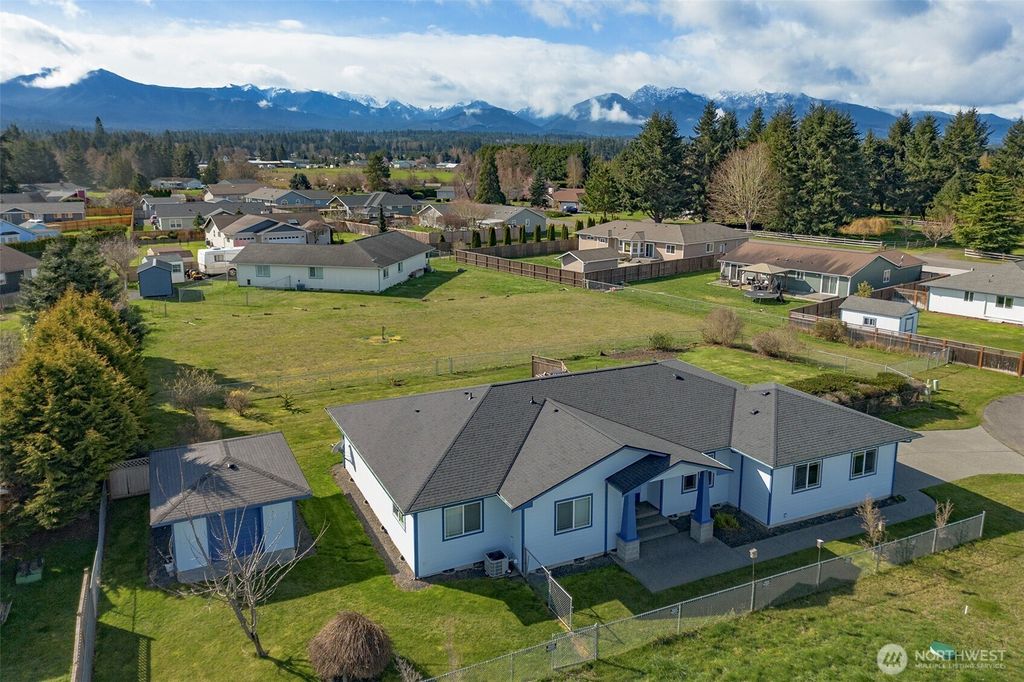 42 Kates Court, Port Angeles, WA 98362