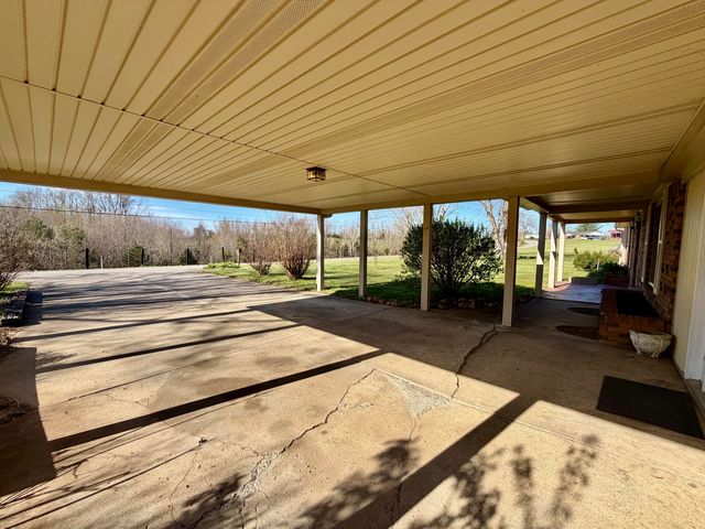 1240 Bowling Ridge Road, Brodhead, KY 40409