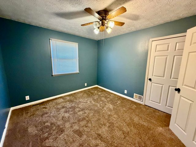 1240 Bowling Ridge Road, Brodhead, KY 40409