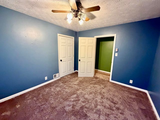 1240 Bowling Ridge Road, Brodhead, KY 40409