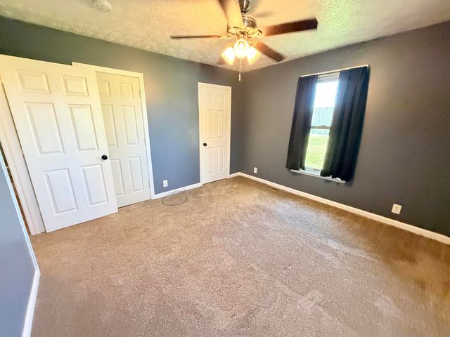 1240 Bowling Ridge Road, Brodhead, KY 40409