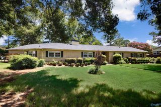2302 Rothmore Drive SW, Huntsville, AL 35803