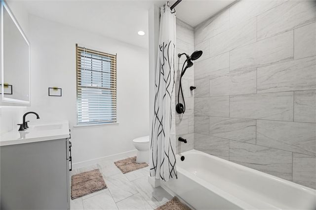 56 Bascom Ave, Observatory Hill, PA 15214