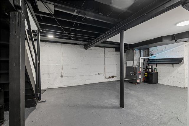 56 Bascom Ave, Observatory Hill, PA 15214