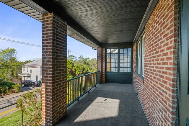 56 Bascom Ave, Observatory Hill, PA 15214