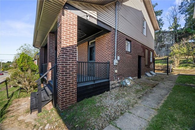 56 Bascom Ave, Observatory Hill, PA 15214