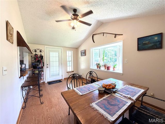 1086 Mill Hill Road, St Clair, MO 63077