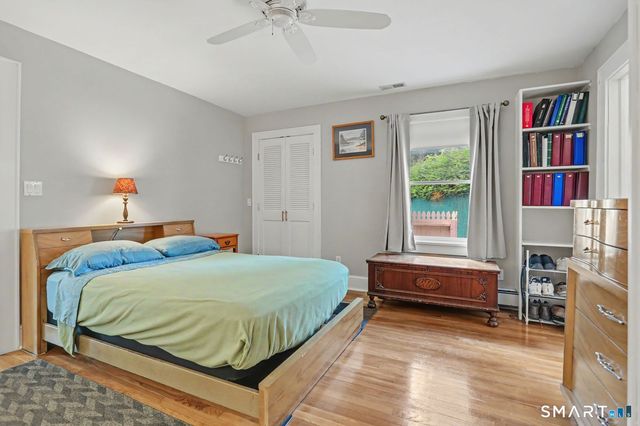 10 Hillwood Place, Norwalk, CT 06850