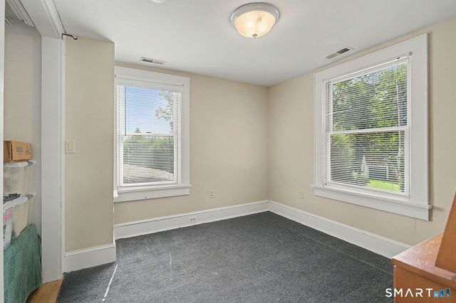 10 Hillwood Place, Norwalk, CT 06850