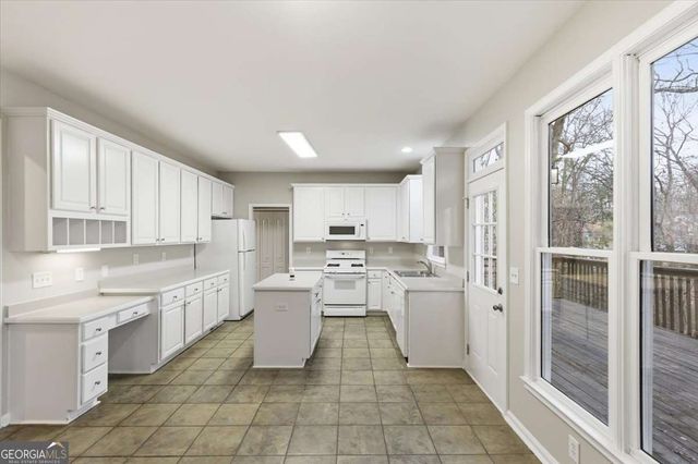 6646 Poplar Grove Way, Stone Mountain, GA 30087