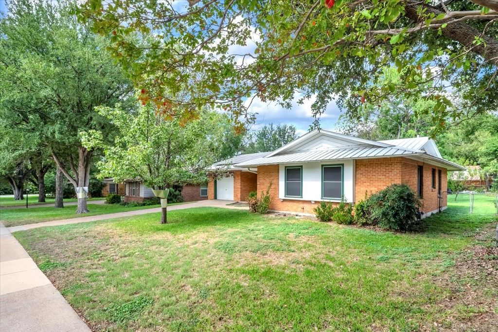 7812 Ewing Avenue, Fort Worth, TX 76116 — photo 2
