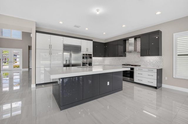 17089 Rainbow Falls Trail, Boca Raton, FL 33496