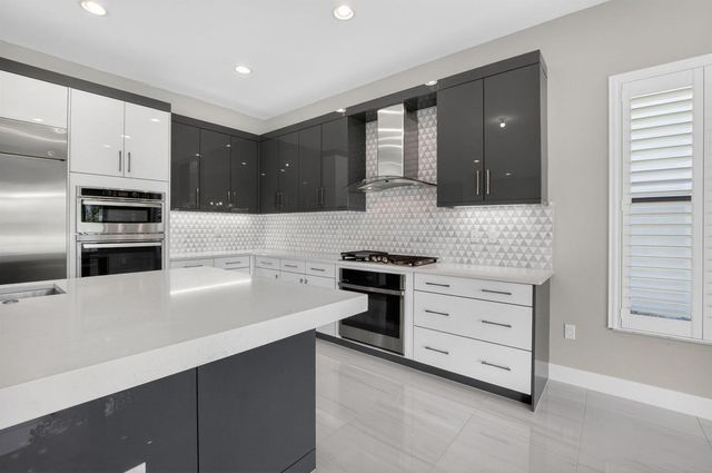 17089 Rainbow Falls Trail, Boca Raton, FL 33496