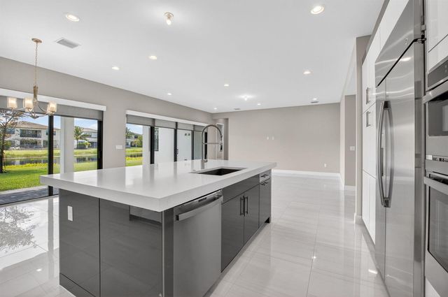 17089 Rainbow Falls Trail, Boca Raton, FL 33496