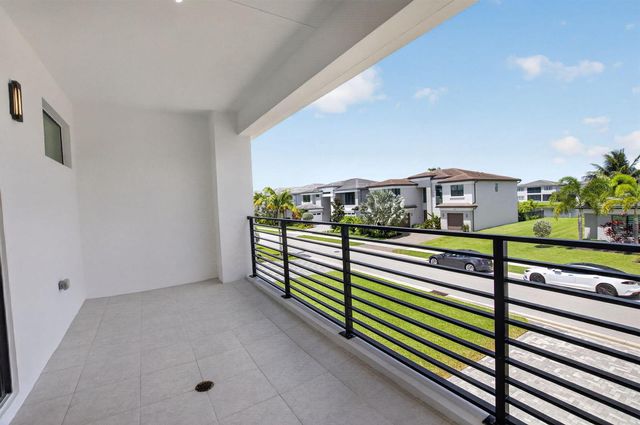 17089 Rainbow Falls Trail, Boca Raton, FL 33496