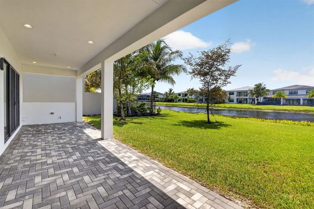 17089 Rainbow Falls Trail, Boca Raton, FL 33496