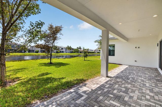 17089 Rainbow Falls Trail, Boca Raton, FL 33496
