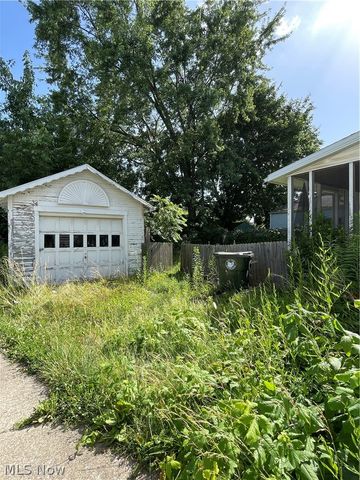 3140 Belmont Place SW, Canton, OH 44710