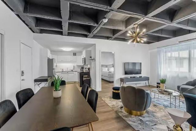 3645 Peachtree Rd, Atlanta, GA 30319