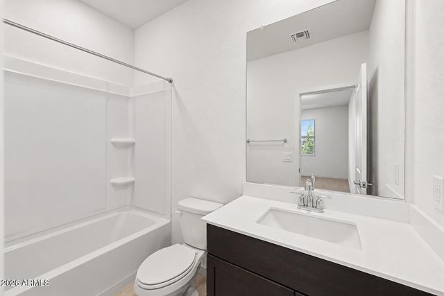 16033 W COTTONTAIL Lane, Surprise, AZ 85387