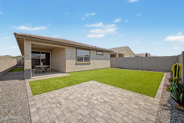 16033 W COTTONTAIL Lane, Surprise, AZ 85387