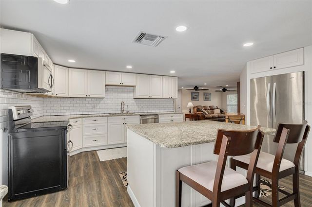 9720 DELRAY DRIVE, New Port Richey, FL 34654