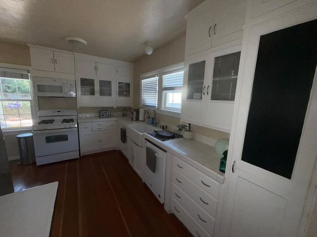 222 Oak Street, Salinas, CA 93901