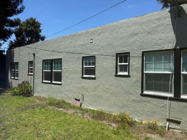 222 Oak Street, Salinas, CA 93901