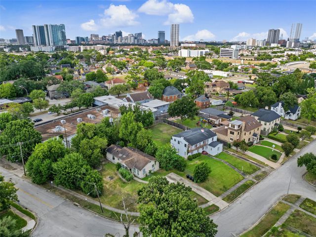 5130 Live Oak Street, Houston, TX 77004