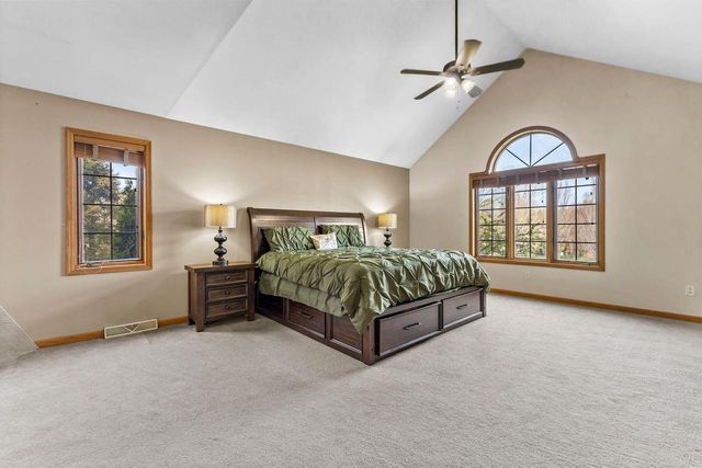 6645 Fieldstone COURT, Racine, WI 53402
