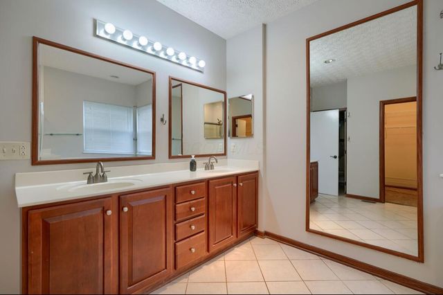 7265 Bromfield Drive, Canal Winchester, OH 43110