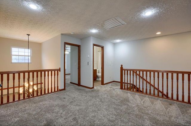 7265 Bromfield Drive, Canal Winchester, OH 43110