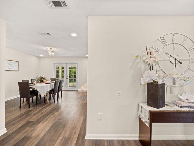 119 Allen Ave, Leesville, LA 71446
