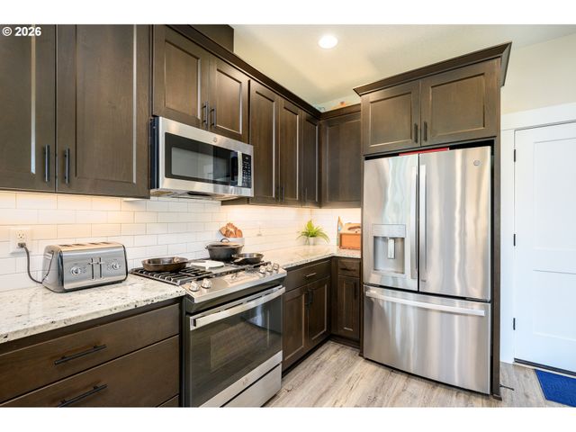 3111 Nw 2ND St, Mc Minnville, OR 97128
