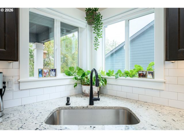 3111 Nw 2ND St, Mc Minnville, OR 97128
