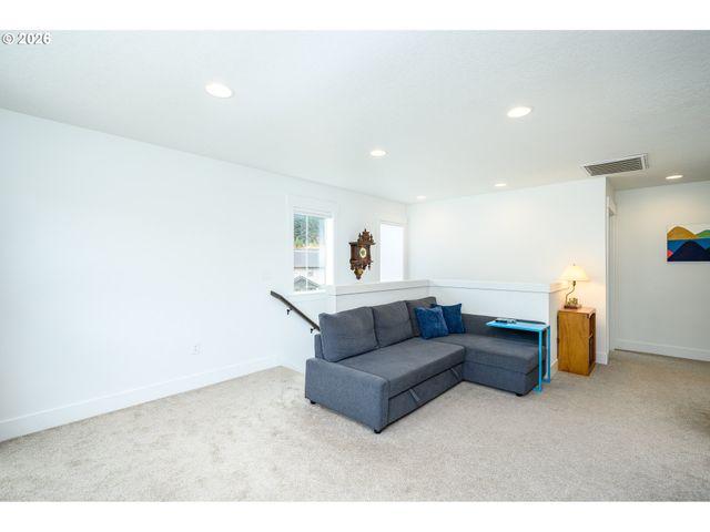 3111 Nw 2ND St, Mc Minnville, OR 97128